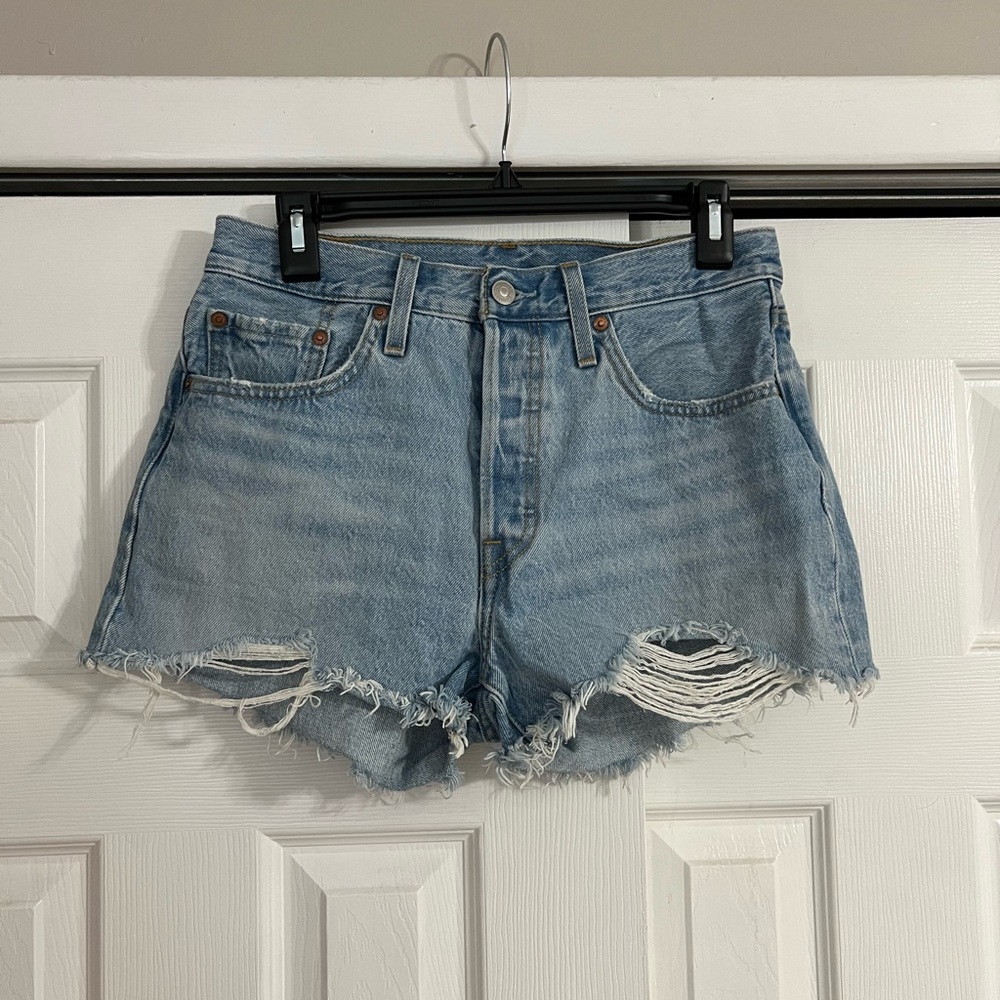 LEVI’S Jean Short 28